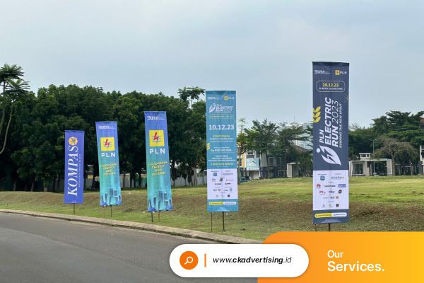 Layanan T Banner